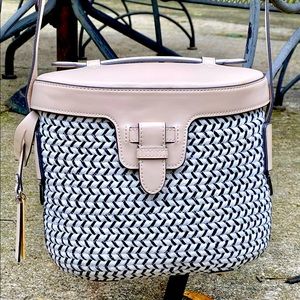 VINCE CAMUTO WOVEN BAG